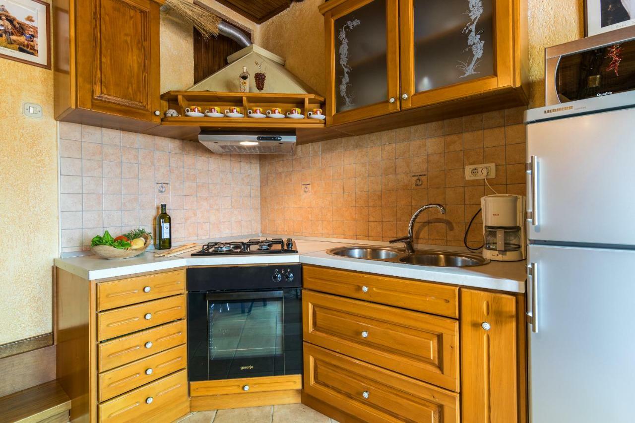 Apartments Korina Kanfanar Extérieur photo