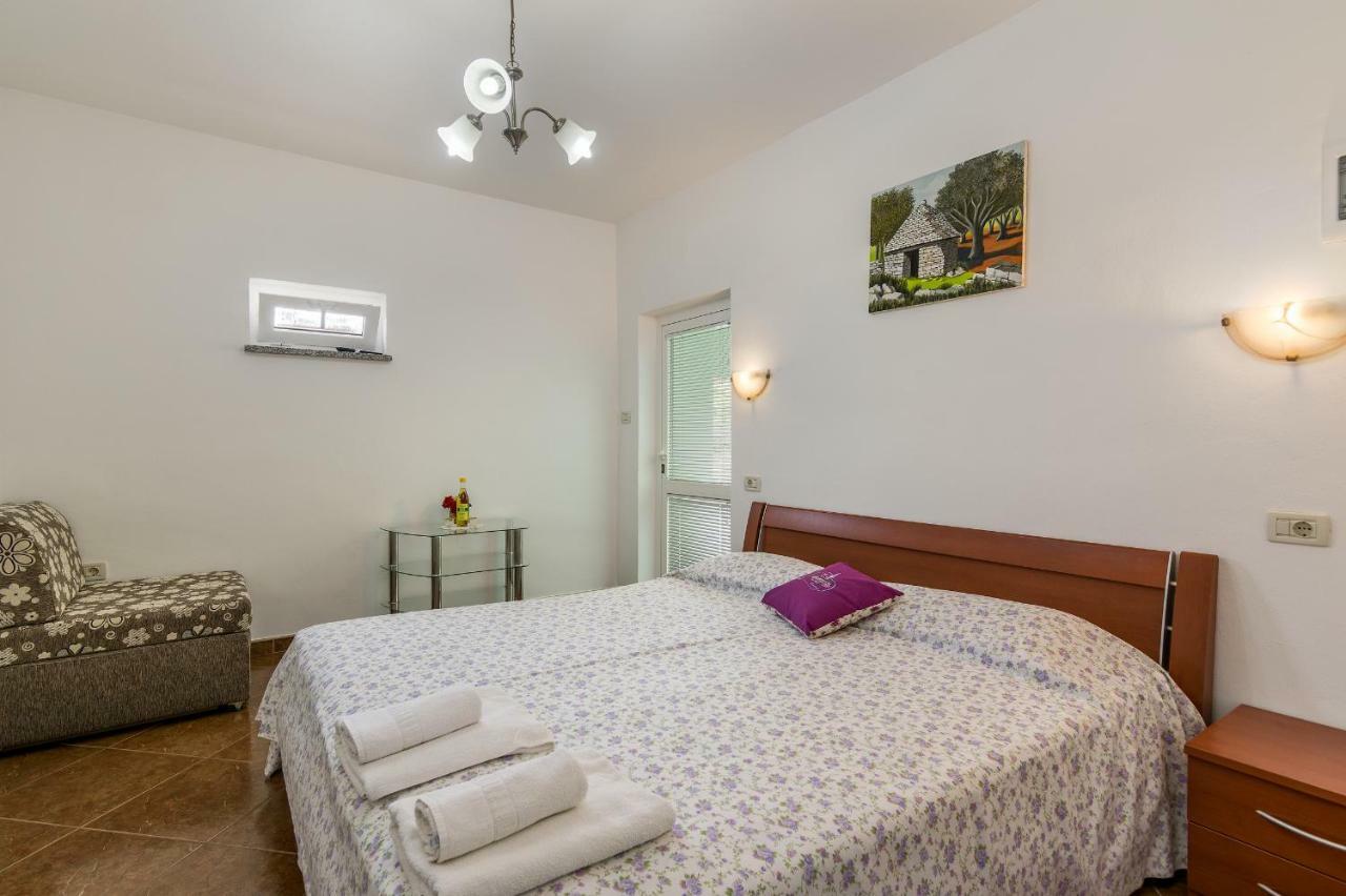 Apartments Korina Kanfanar Extérieur photo